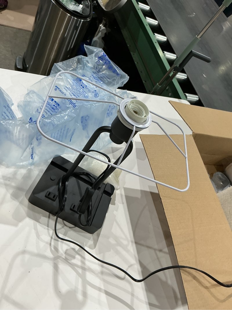 Condition photo showing Good Condition for modern nightstand lamp, desk lamp for bedroom living room office