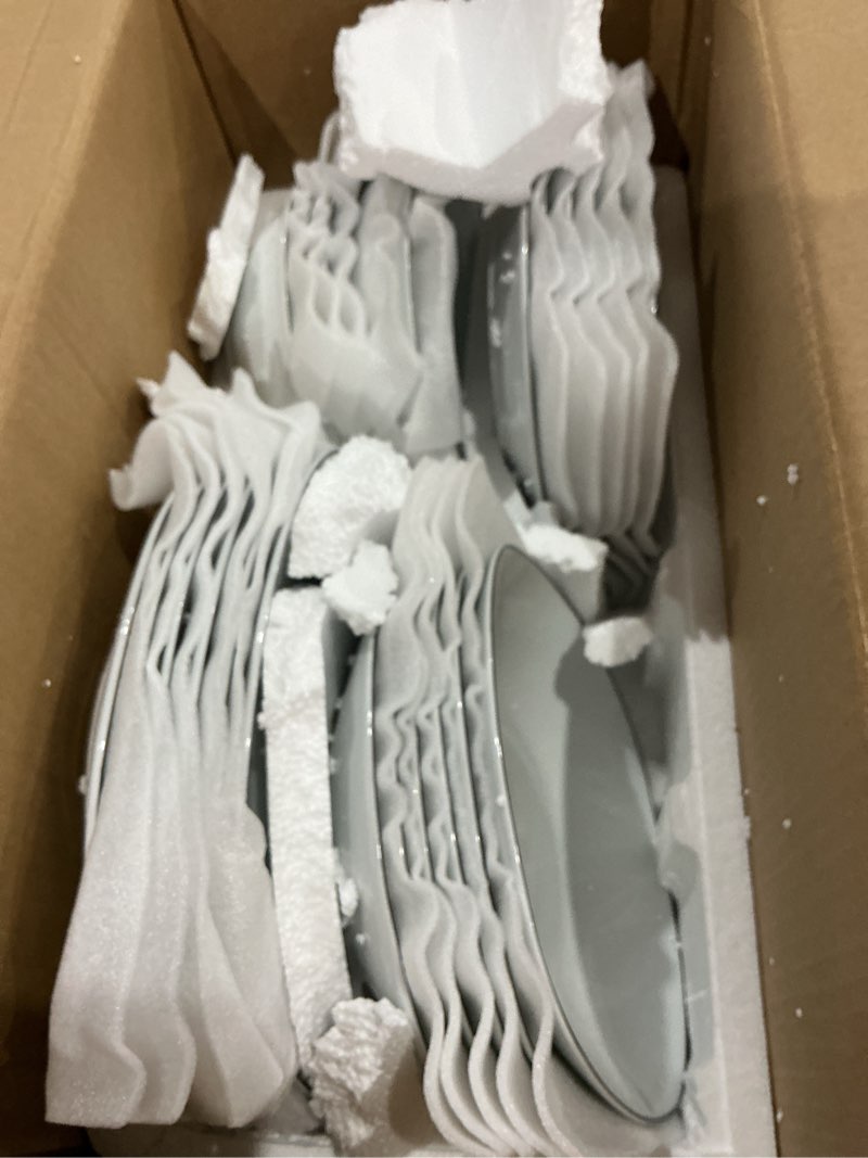 Condition photo showing Good Condition for malacasa dinnerware sets, 24 piece porcelain square dishes, white with black rim plates and bowls sets, ceramic dish set for 6, chip resistant dishware sets, series elisa elisa-black rim 24 piece (service for 6)