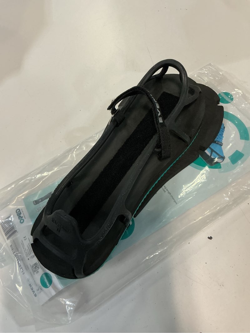 Condition photo showing New/Like New for evenup shoe balancer-leveler 2.0 - medium