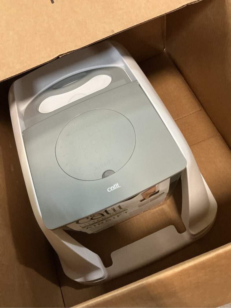 Condition photo showing Good Condition for catit airsift litter pan large – covered cat litter box with dual-action odor control leak preventing design – includes filter pad, easy to clean, reduces litter tracking - 22.4” l x 18.3” h x 15.3” w white/gray large (54.5 x 41.5 x 46 cm)