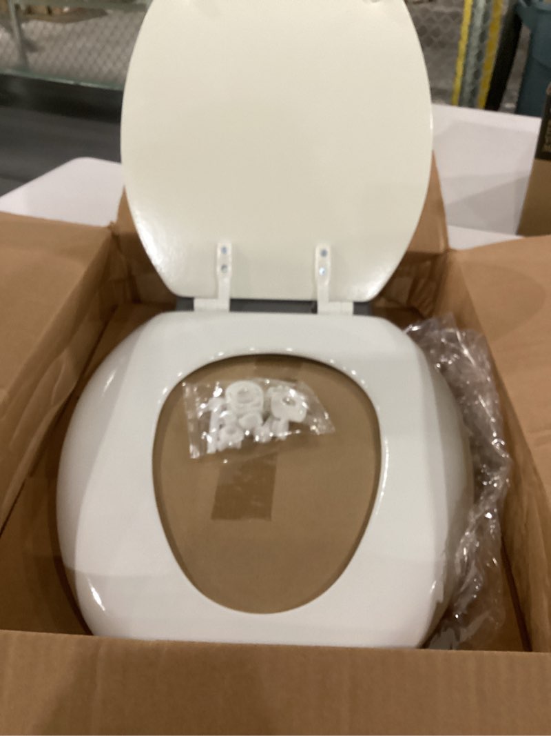 Condition photo showing Good Condition for clorox elongated wood toilet seat with easy-off hinges-wiggle free design