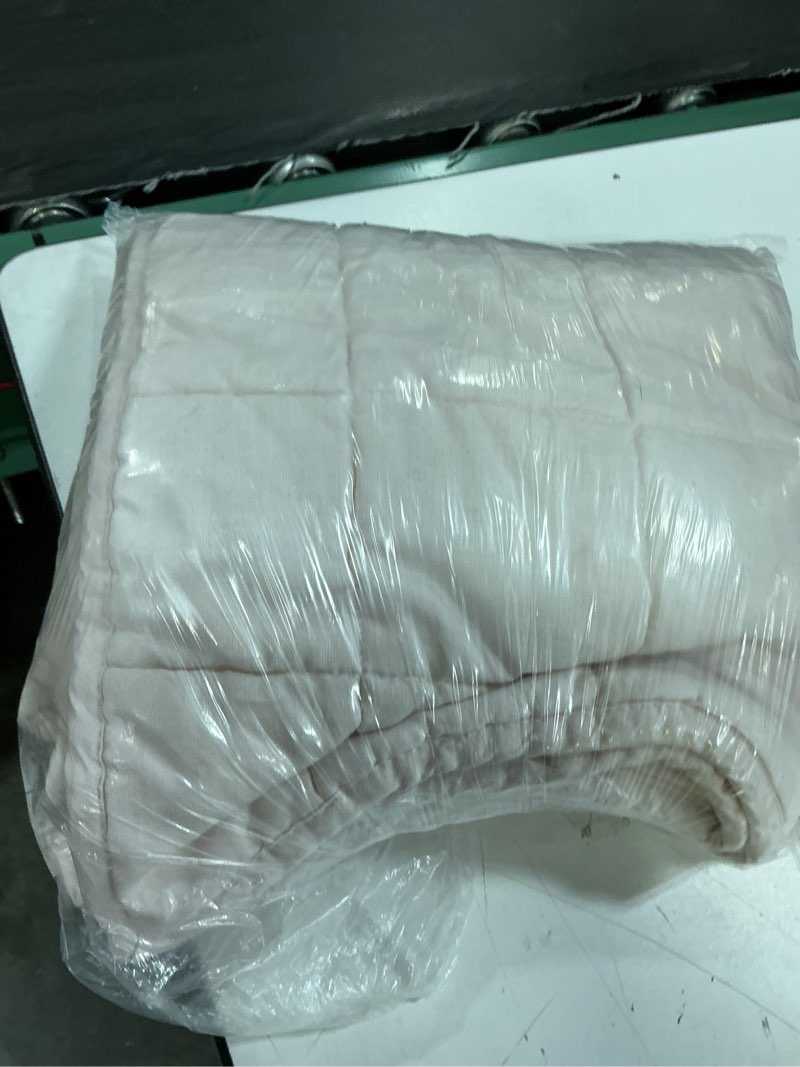 Condition photo showing Good Condition for european linen box quilted sham set, standard, soft blush