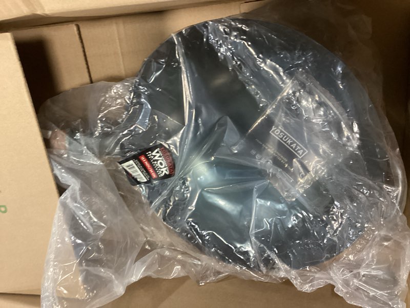 Condition photo showing Good Condition for YOSUKATA 13.5" Carbon Steel Wok Pan – Pre-Seasoned Flat Bottom Pow Wok for Stir Fry, BBQ, Grill & Camping – Traditional Japanese Chinese Cookware – Compatible with Induction, Electric, Gas, Open Fire