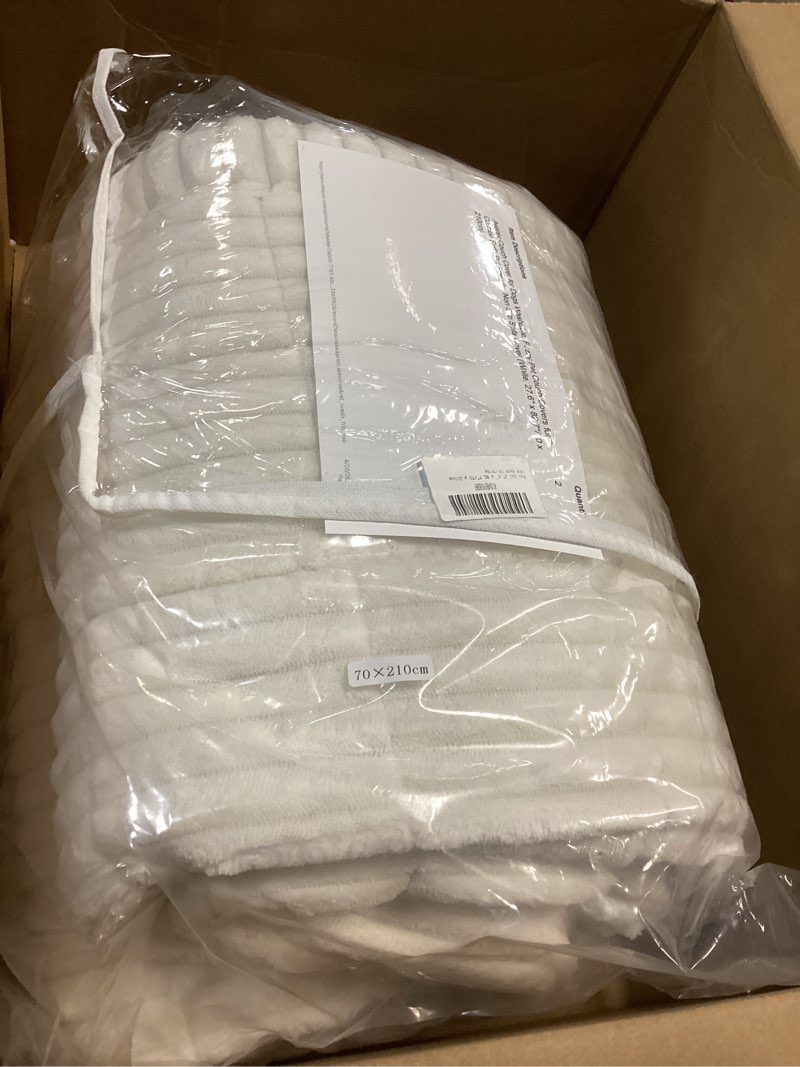 Condition photo showing Good Condition for couch cover for dogs washable, fuzzy pet couch covers for 3 cushion sofa pet friendly, non slip sofa cover (white, 27.6" x 82.7"/70 x 210cm) white 27.6" x 82.7"/70 x 210cm