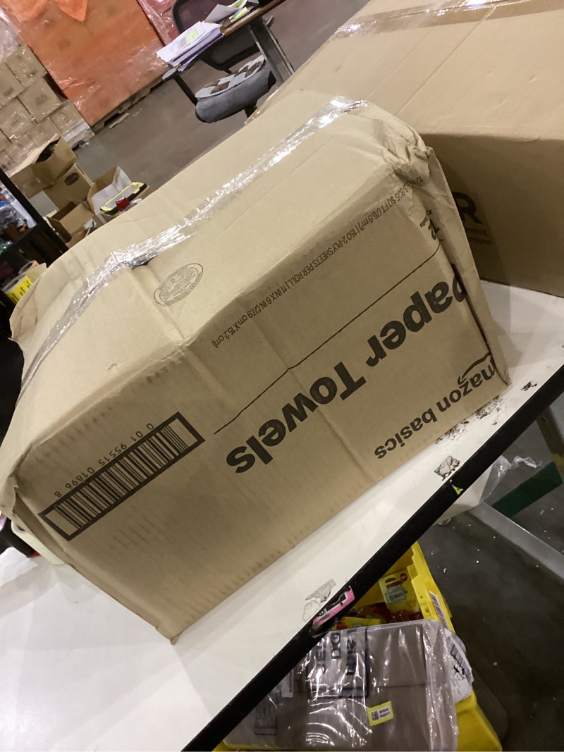 Condition photo showing New/Like New for Paper towels 12 XXL Rolls