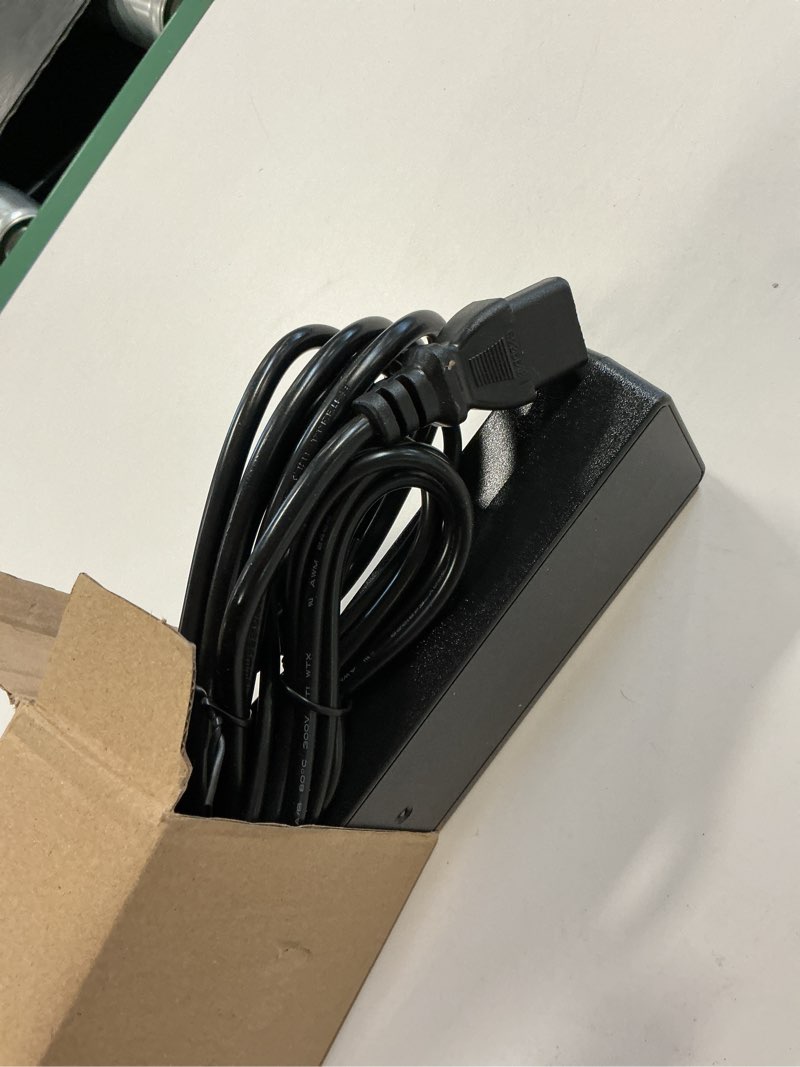 https://lotting-media.assets.bidfta.com/lotting_a4fc35e8-0357-4bd5-ad15-3c1d285c72d3
