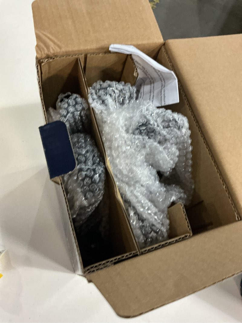 Condition photo showing New/Like New for  harbor breeze 4 -pack harbor breeze 70 -lumens matte black low voltage plug-in led outdoor path light kit 3000-k item #6029427 | model #6605201012