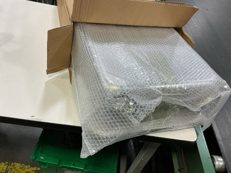 Condition photo showing Good Condition for Extra Large Stainless Steel Cat Litter Box with High Sided Walls for Big Cats, Anti Urine Leakage, Odorless and Easy Cleaning, for Healthy Cats, Includes Foot Pad & Scoop - XXL Litter Box