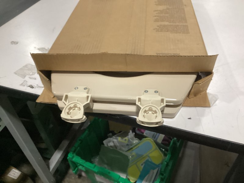 Condition photo showing Good Condition for bemis 500ec 068 molded wood round toilet seat with easy clean and change hinge, 1 pack, fawn beige