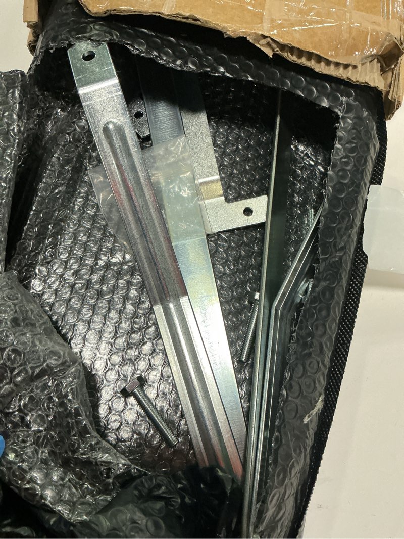 https://lotting-media.assets.bidfta.com/lotting_a5269705-9628-4a24-abfb-2a7ab1d021cd
