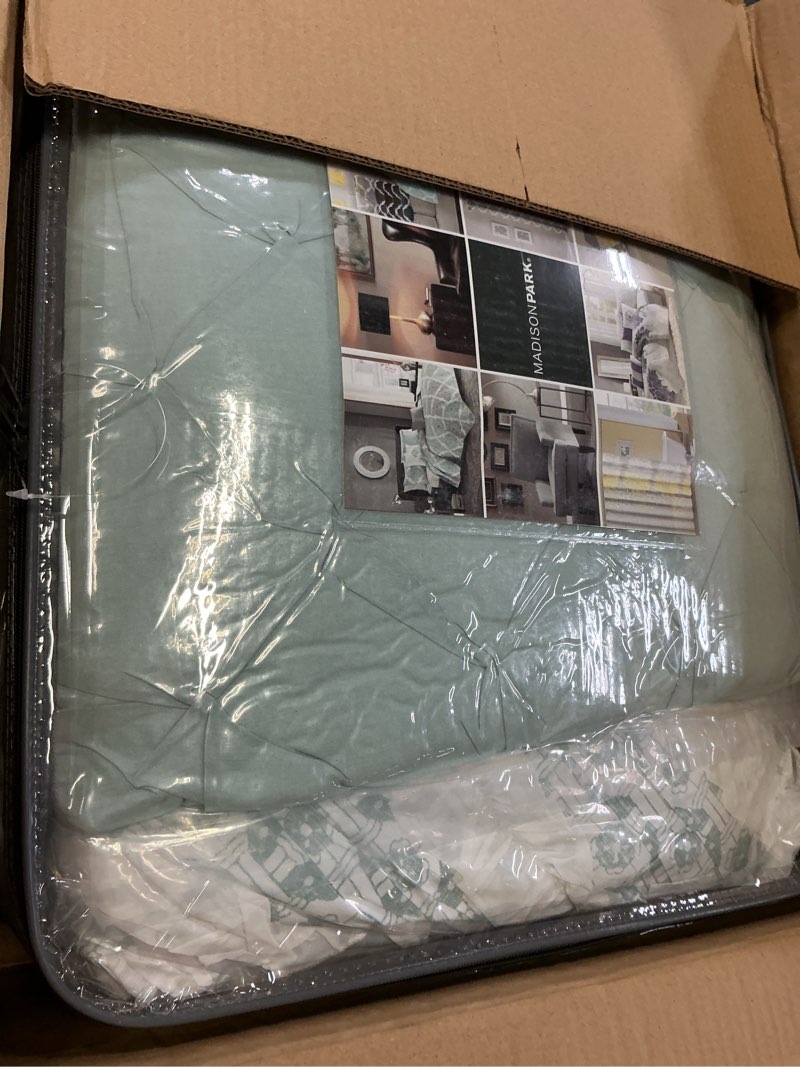 Condition photo showing New/Like New for Madison Park Cotton Quilt Set Floral Print, Double Sided Stitching, All Season, Lightweight Coverlet Shabby Chic Bedding Layer, Matching Shams, King/Cal King, Aqua 6 Piece Aqua King/Cal King