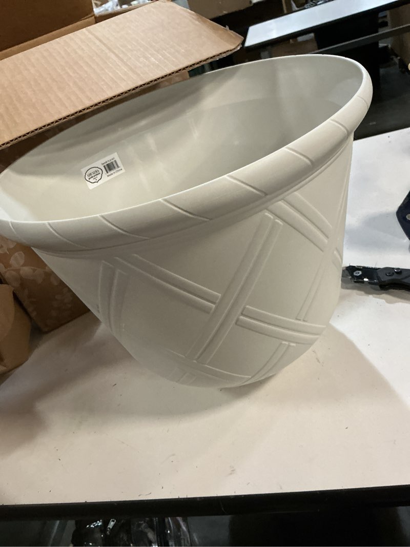 Condition photo showing New/Like New for arcadia garden products pl61wt lattice plastic garden urn, classic decorative garden pot planter for indoor and outdoor plants, white white 14 x 16"