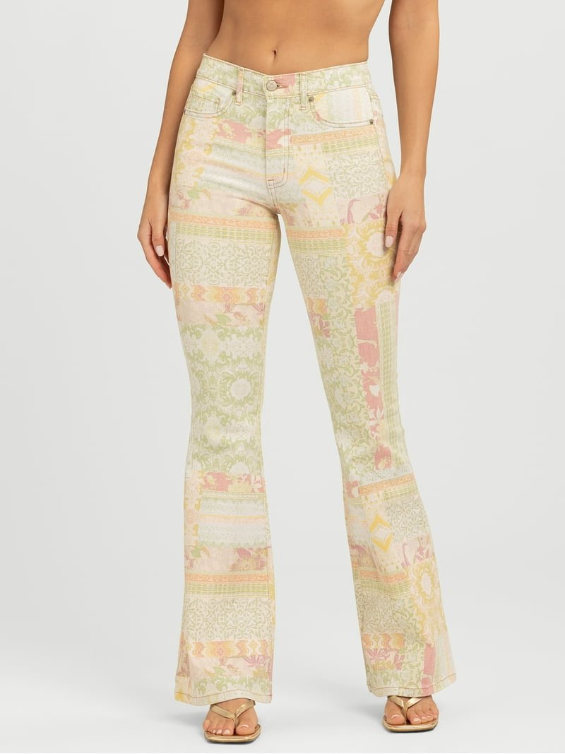 (Size 4)Jessica Simpson Women's and Women's Plus Daisy Fitted Flare Jeans, 30.5\", 32.5\", and 34.5\" Inseams, Sizes 2-26W