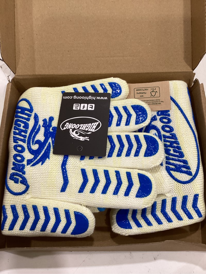 Condition photo showing Good Condition for bbq gloves, oven gloves original 2 pack1472? extreme heat resistant, grilling gloves silicone non-slip oven mitts, kitchen gloves for bbq, grilling, cooking, baking white