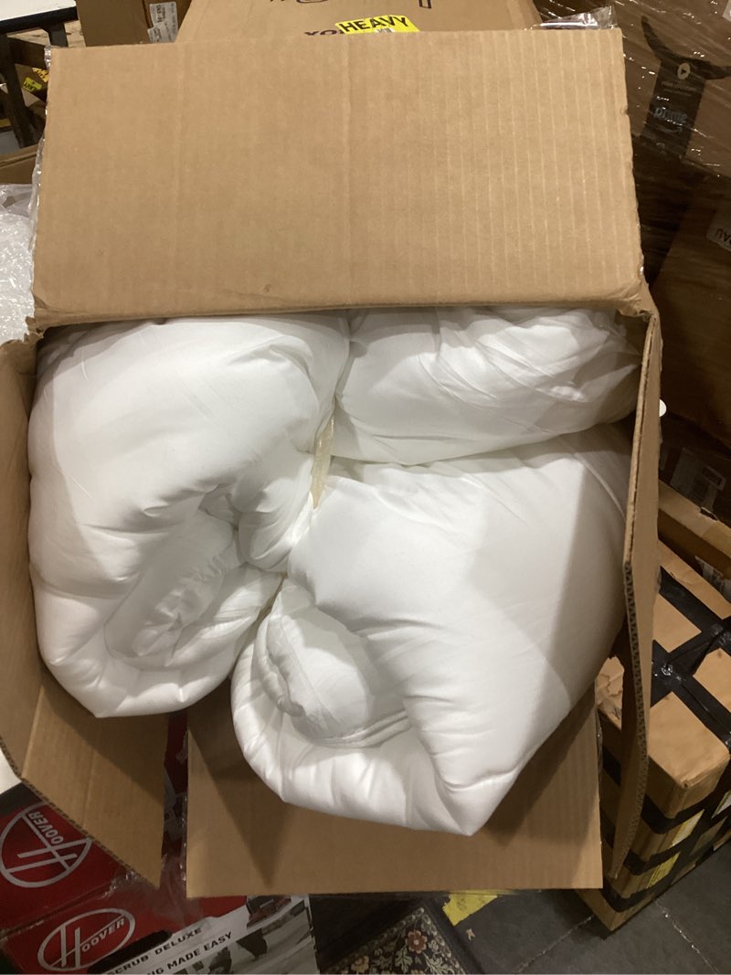 Condition photo showing Good Condition for helix ergoalign mattress topper with glaciotex™ - queen