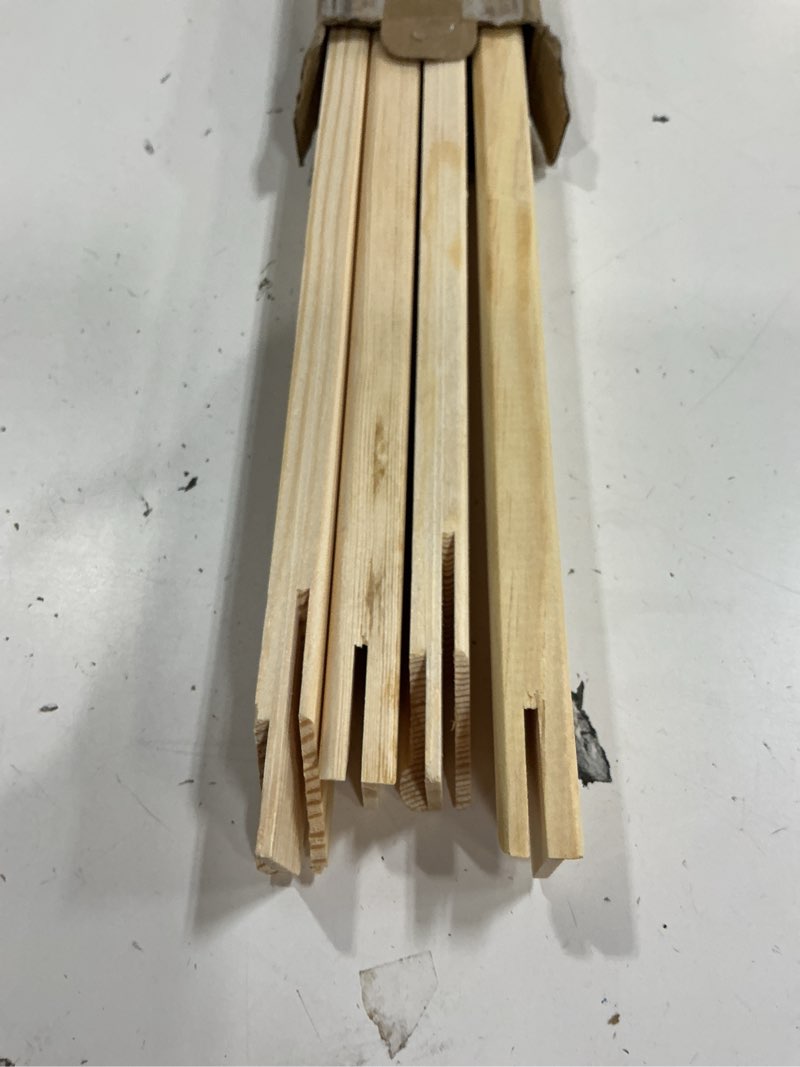 Condition photo showing Good Condition for ecoiou diy canvas stretcher bars 16x20 inch canvas frame, sturdy stretcher frames for oil paintings, prints, paint by numbers & posters(need extra size to wrap around the frame)