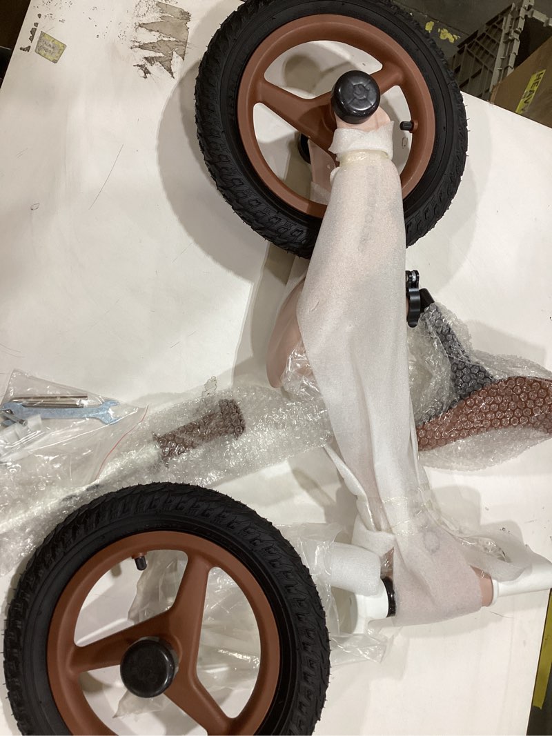 Condition photo showing Good Condition for banana bike lava sport kids balance bike - no pedal kids bikes - walking bicycles - beginner lightweight sports training bicycle for boys and girls - age 2-6 - adjustable handlebar and seat