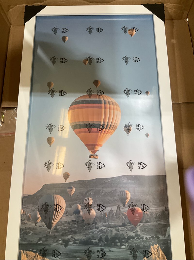 Condition photo showing New/Like New for 3x4 Picture Frame Black for Tabletop or Wall, 3 x 4 Wall Gallery Poster Photo Frame with Shatter Resistant Plexiglass, White White 3x4 inch