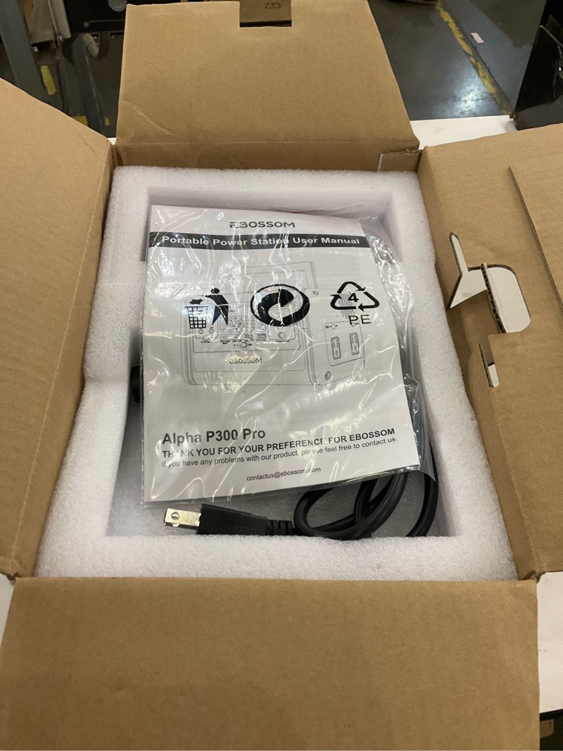 Portable power station 