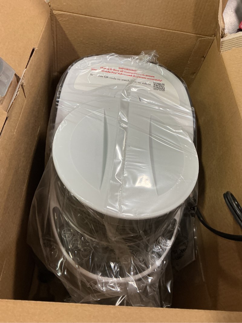 Condition photo showing Good Condition for Baby Brezza New and Improved Formula Pro Advanced Formula Dispenser Machine - Automatically Mix a Warm Formula Bottle Instantly - Easily Make Bottle with Automatic Powder Blending, White