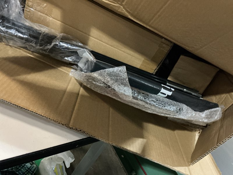 Condition photo showing New/Like New for furlihong 680pbh pickleball starter kit, including launch machine, ball recycling net, pickleball paddle, 3 x pickleballs and carrying bag