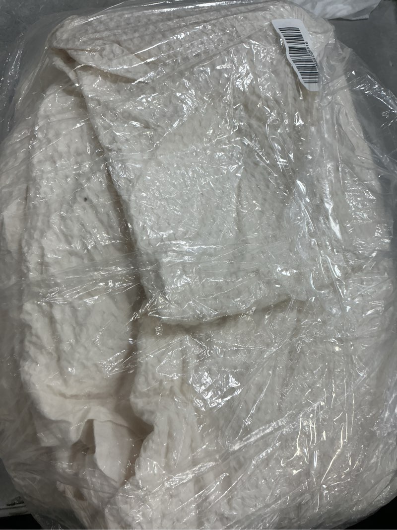 https://lotting-media.assets.bidfta.com/lotting_a55ad7e6-e214-4d6b-a272-303639fbb6e3