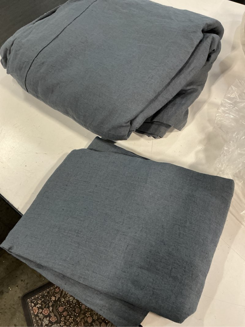Condition photo showing Good Condition for quince european linen duvet cover set of 3, king/cal king, nightfall