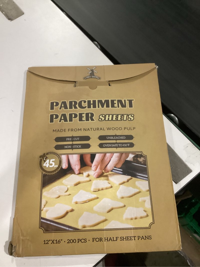 Condition photo showing New/Like New for 200 pcs parchment paper sheets, 12 x 16 inch, precut non-stick parchment sheets for baking, cooking, grilling, air fryer and steaming - unbleached, fit for half sheet pans