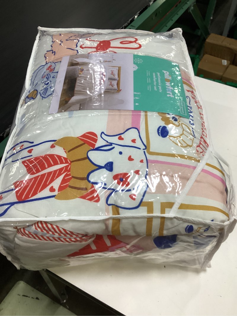 Condition photo showing Good Condition for full/queen patisserie scene kids' comforter set - pillowfort™