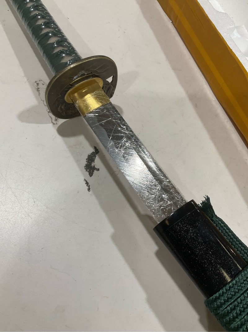 Condition photo showing Good Condition for handmade katana sword 41 inches fully hand forged damascus folded steel japanese samurai sword full tang real sharp blade