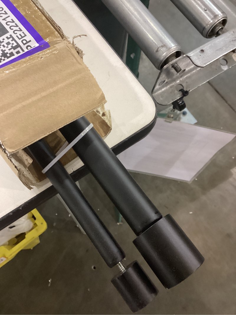 Condition photo showing Good Condition for Curtain rod