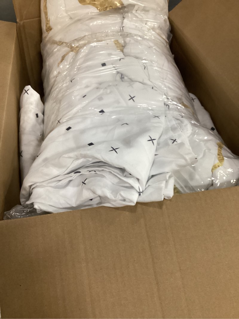 Condition photo showing As Is for castle fairy white gold marble reversible comforter set 7 piece twin size,watercolor glitter bed sheet set marble aesthetic theme comforter abstract bedding set with comforter,fitted & flat sheet white gold twin