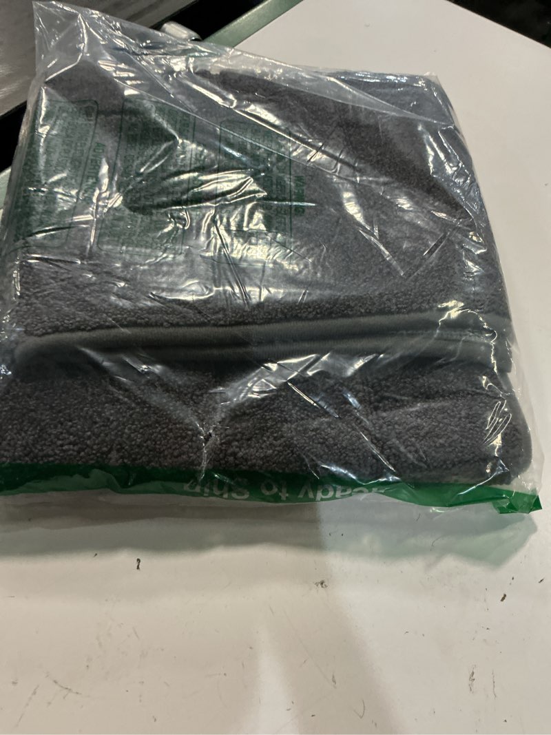 Condition photo showing Good Condition for purrugs dirt trapping door mat 24" x 35.5", non-slip/skid machine washable entryway rug, dog doormat, super absorbent welcome mat for muddy wet shoes and paws, charcoal charcoal 24" x 35.5"