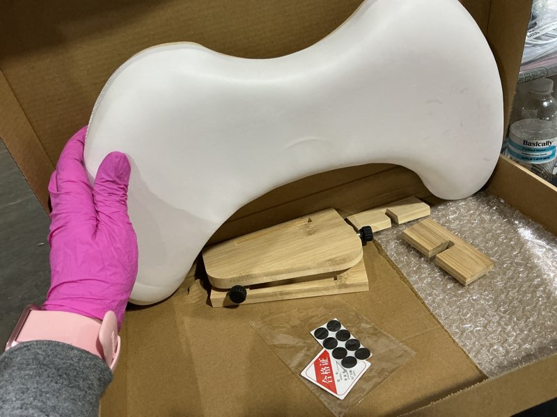 Condition photo showing Good Condition for arm rest for nails tech, nail arm rest cushion with nail table mat, u shaped nail rest, hand rest for nails tech, nail rest stand, manicure hand rest with detachable brackets, nail hand rest, white