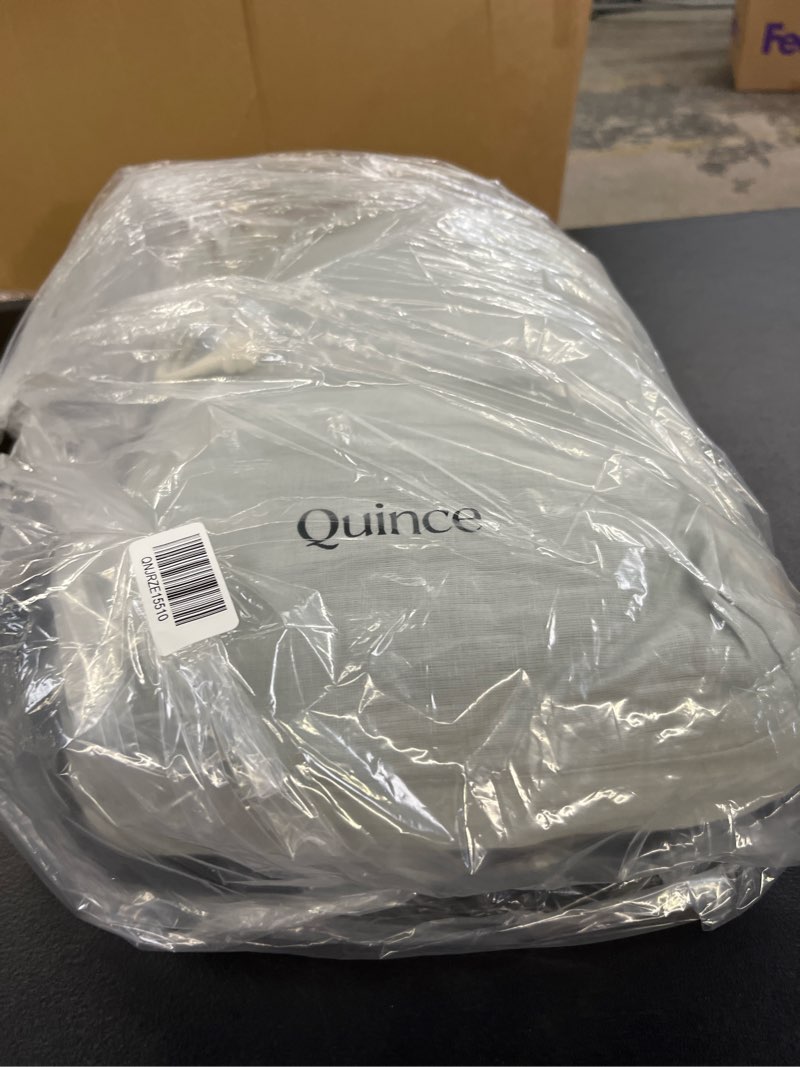 Condition photo showing Good Condition for european linen duvet cover, king/cal king, mist