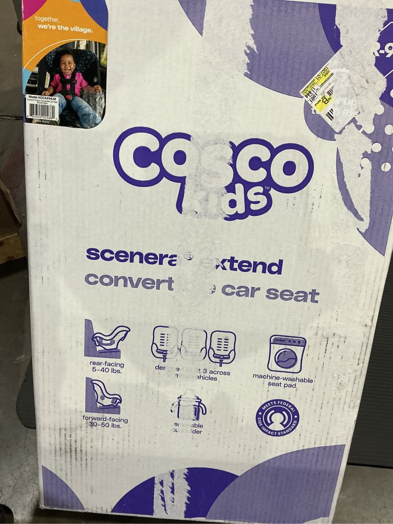 Condition photo showing Good Condition for convertible car seat, moonlit night