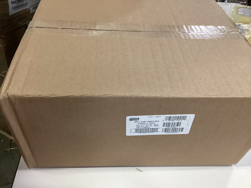 Condition photo showing New/Like New for (Use by:JUL/01/2025) Frito-Lay Fun Times Mix Variety Pack, 2.37 Pounds, (Pack of 40) Fun Times Mix 40 Count (Pack of 1)