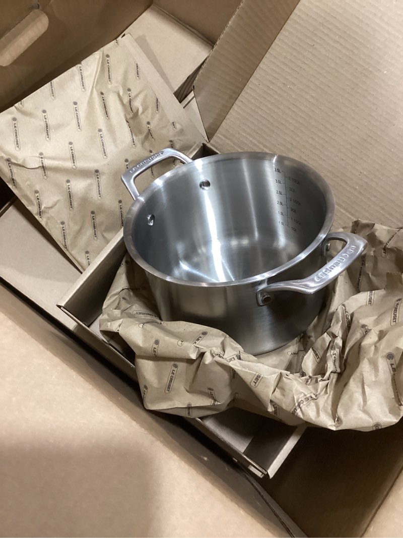 Condition photo showing Good Condition for le creuset stainless steel essential 10-piece set