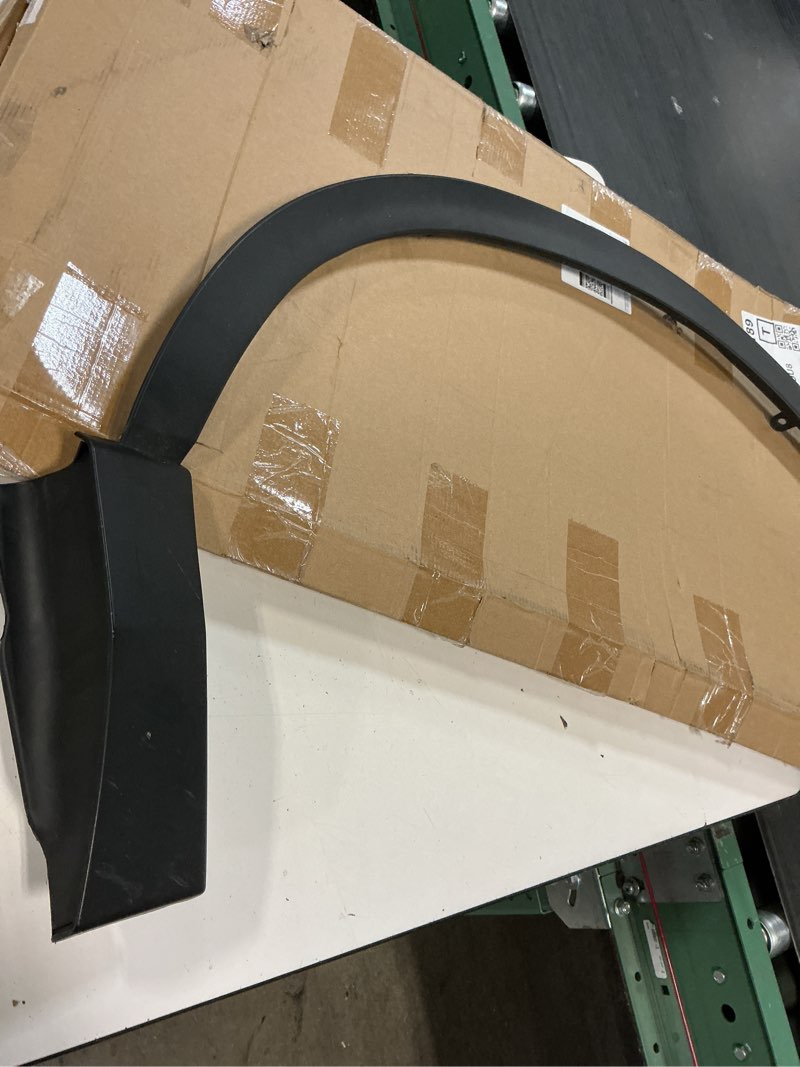 Condition photo showing Good Condition for front passenger fender trim molding with clips, fit for honda cr-v 2017-2022 1.5l/2.0l l4, replace# ho1291108 74115-tla-a02, front wheel fender flare arch trim front right side