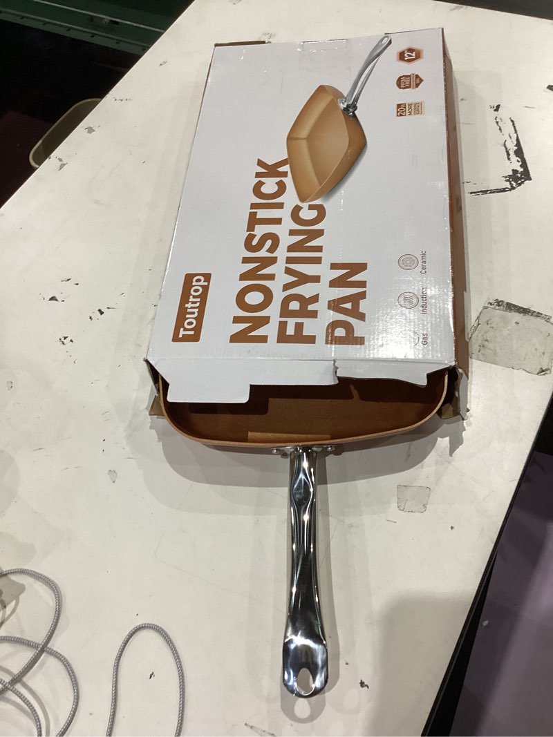 Condition photo showing Good Condition for non-stick copper square frying pan, 12" chef skillet with ceramic coating, oven dishwasher safe, pfoa-free, home use for all stoves 12 inch