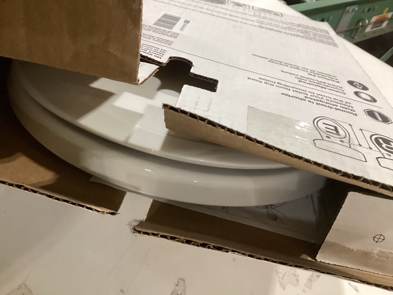 Condition photo showing As Is for KOHLER 4639-RL-0 Cachet ReadyLatch Round Toilet Seat Soft Close, White White Round Ready Latch