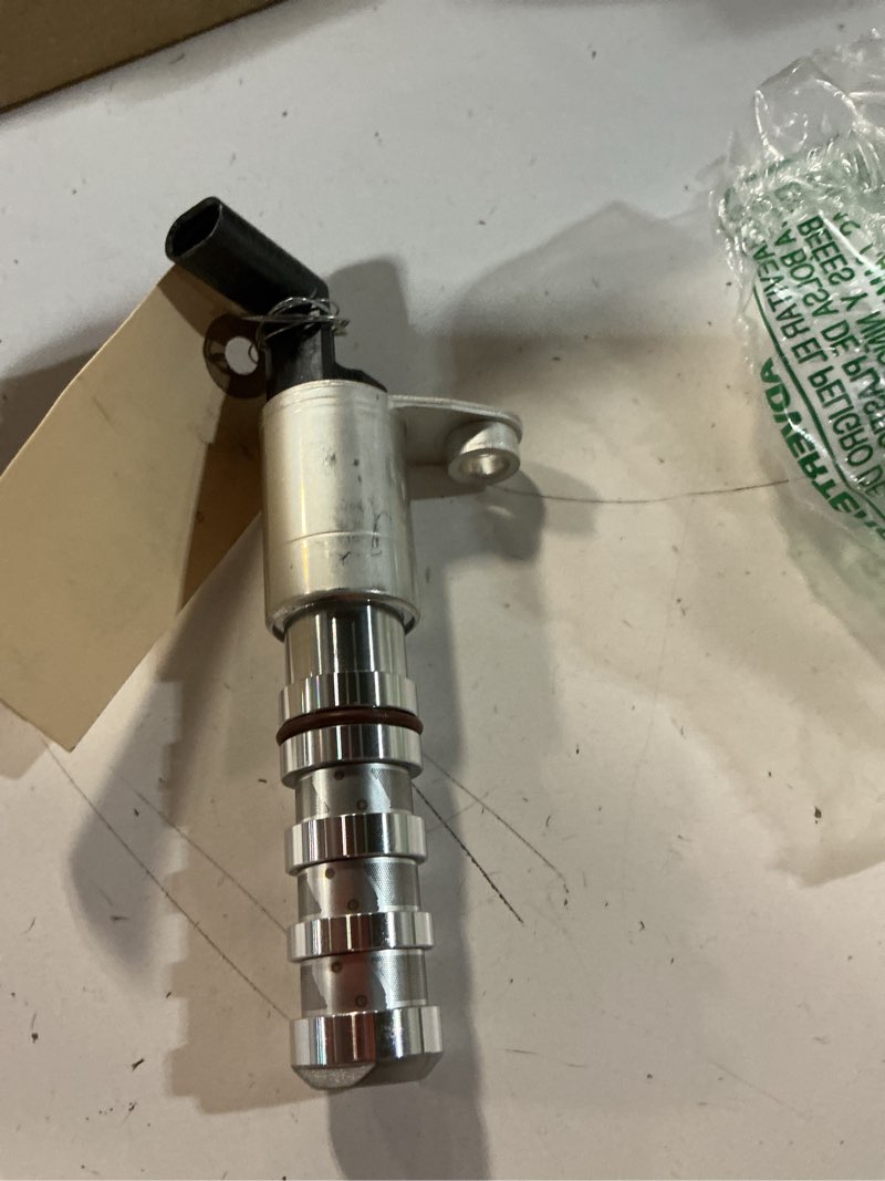 Condition photo showing Good Condition for gm genuine parts 12732244 camshaft position actuator solenoid valve