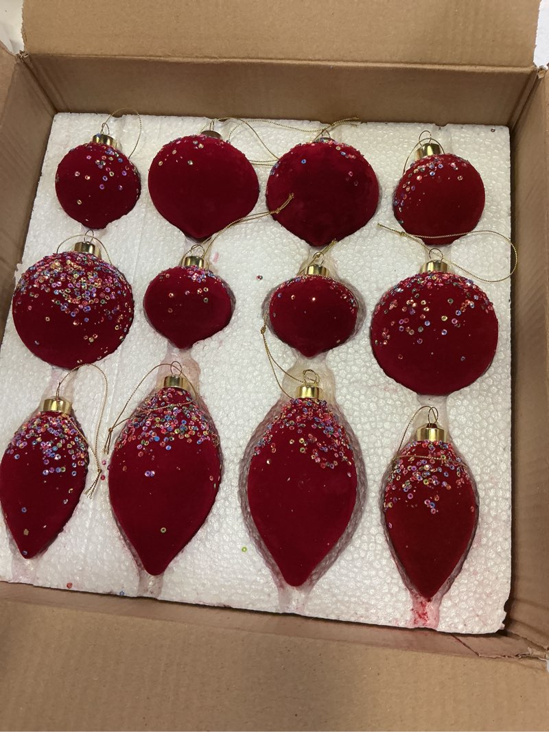 Condition photo showing Good Condition for 12 Pcs Antique Red Velvet Christmas Ornaments, 3.5 & 2.4 Inch Large Flocked Glass Ball Decorations, Shiny Elegant Xmas Tree Hanging Orbs for Christmas Holiday Home Party Decor 12pcs-Velvet Antique Red