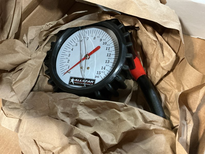 Condition photo showing As Is for 4" tire pressure gauge, 0-15 psi