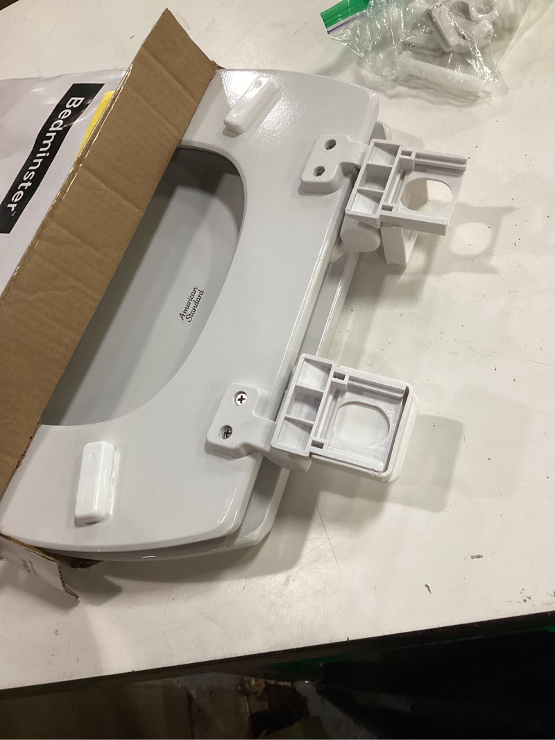 Condition photo showing As Is for american standard bedminster wood white round soft close toilet seat