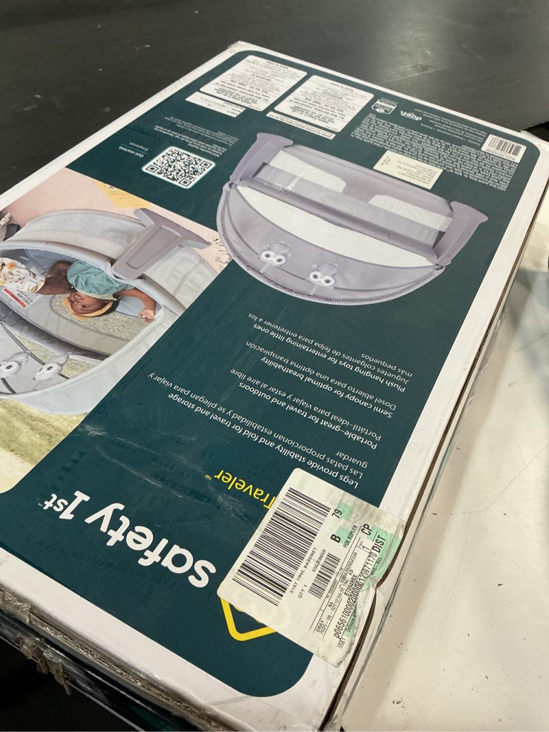 Condition photo showing Good Condition for safety 1?? sleepy traveler infant bassinet, dreamscape