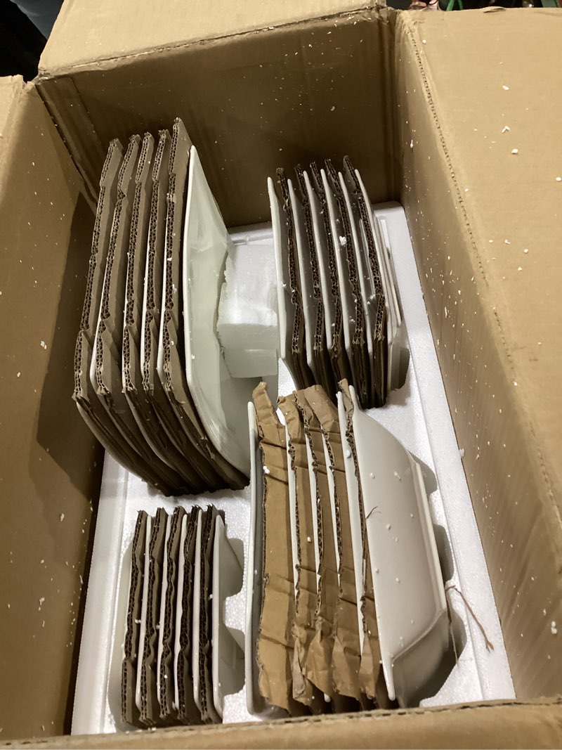Condition photo showing Good Condition for malacasa ivory white dinnerware sets, 30-piece porcelain plates and bowls sets, modern dish set for 6, square plates dinnerware set kitchen dishware sets, microwave and dishwasher safe, series flora 30 piece(service for 6) ivory white