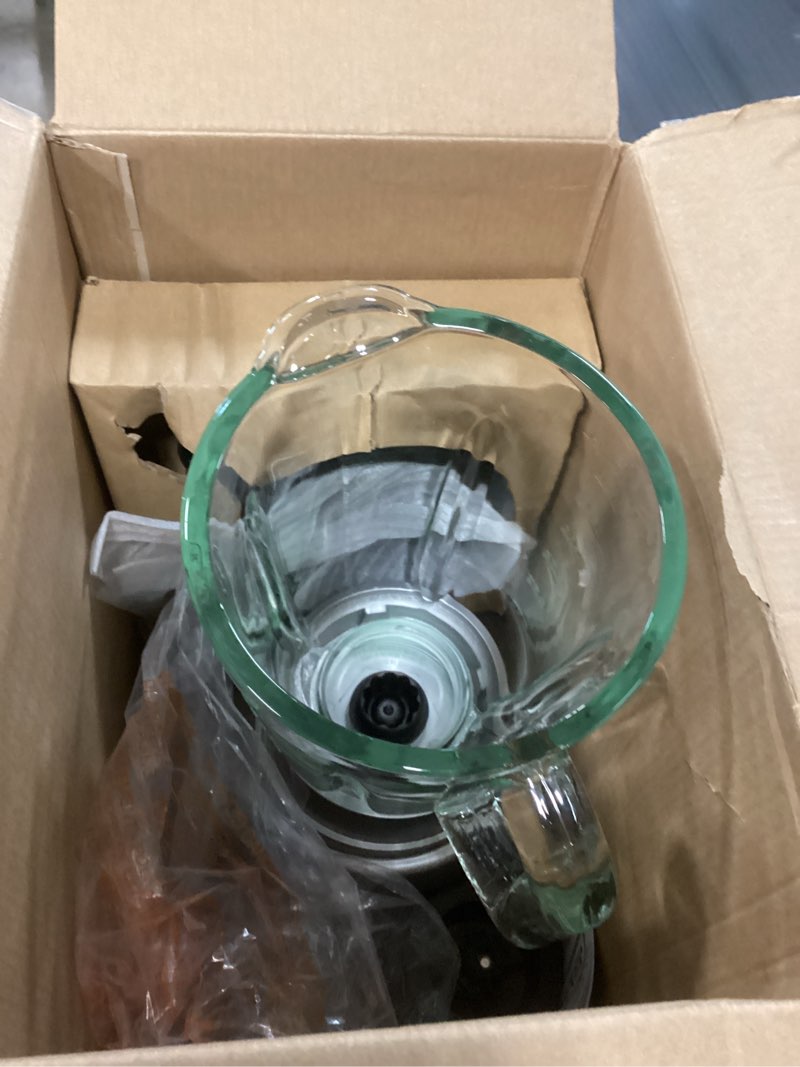 Condition photo showing Good Condition for black+decker powercrush multi-function blender with 6-cup glass jar, 4 speed settings, silver countertop blenders