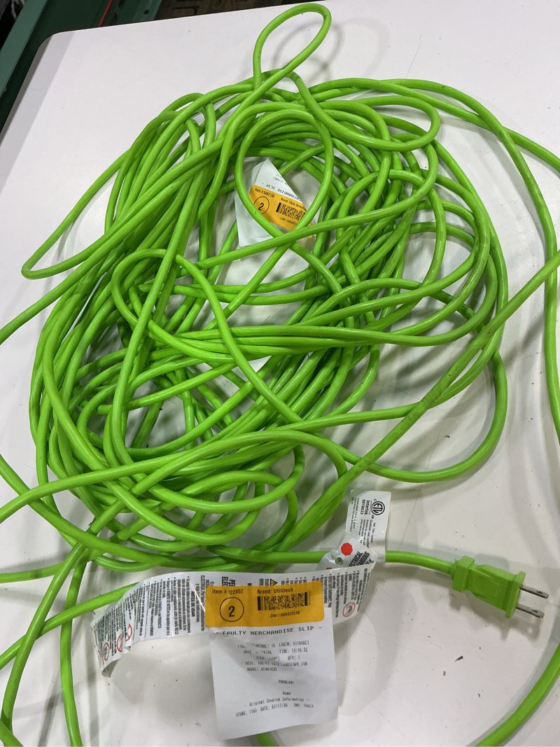 Condition photo showing As Is for ratings & reviews for utilitech 100-ft 16 / 2 light duty 2 prong green outdoor extension power cord