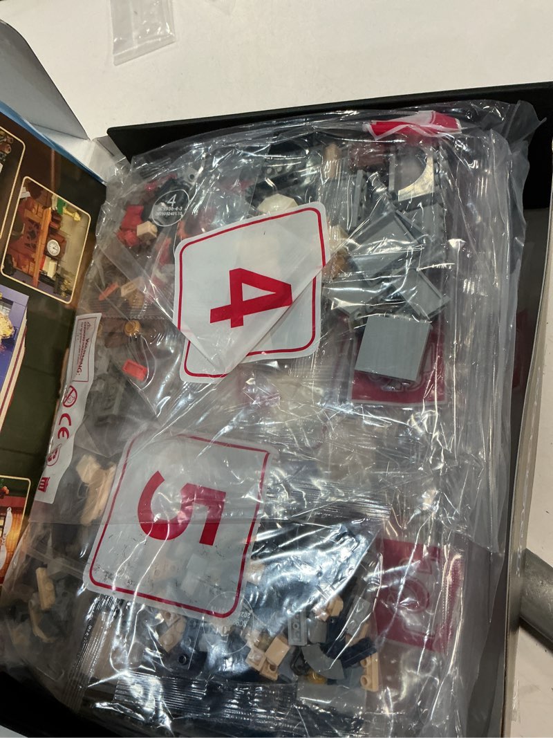 Condition photo showing New/Like New for Detective Bookend Building Set with Lights, 1241 PCS Detective Agency Street House Building Block Kit for Home Decor Bookshelf, Collectible Mystery Bookstand Model for Adults Boys Girls Age 12+